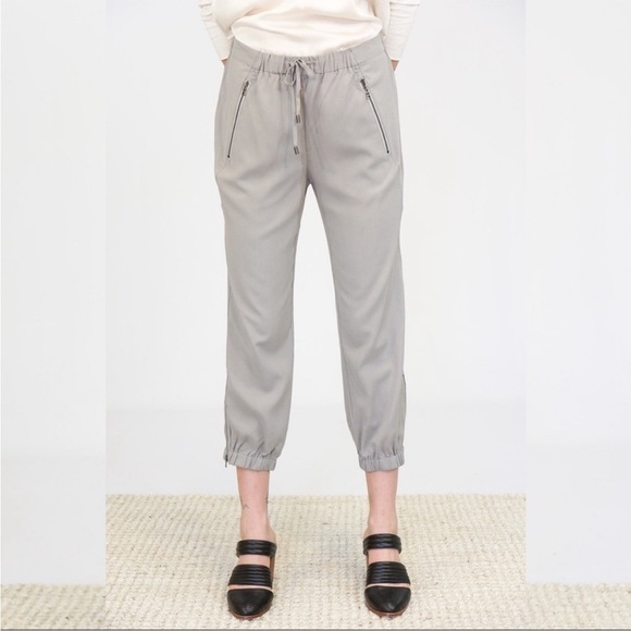 GO SILK GO Silk Zippy Jogger Pant Washable Lightweight Gray Drawstring Waist M - Picture 1 of 12